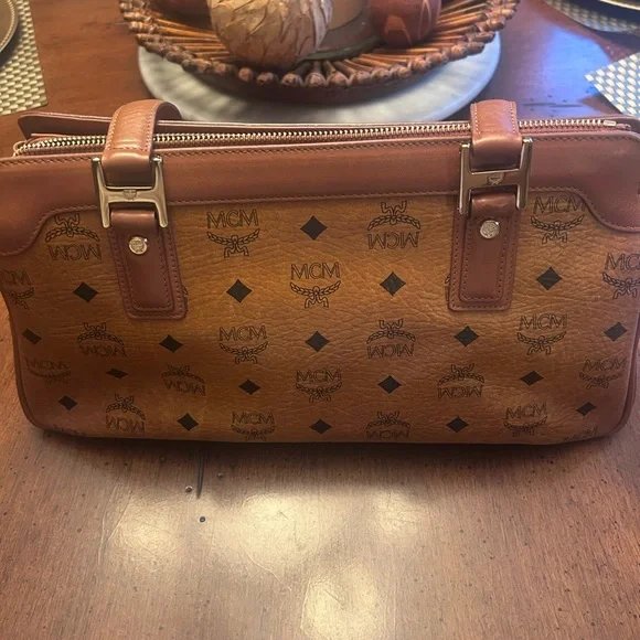 MCM Boston Bag - Picture 2 of 3
